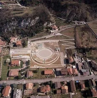 Camelia Montecampione Apartamento Artogne